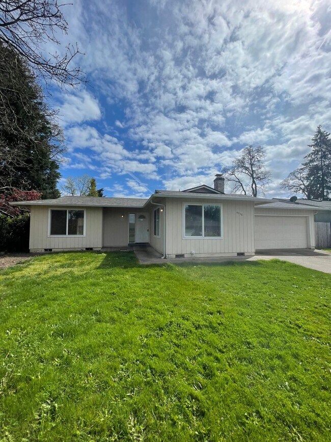 Foto del edificio - 3 bed home In South Salem