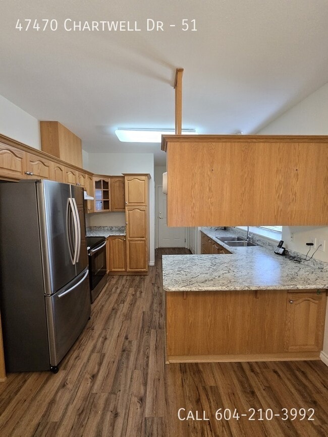 Building Photo - 47470 Chartwell Dr