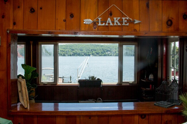 Foto del edificio - 49 somerville rd