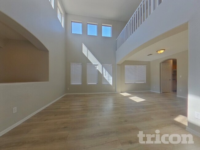 Foto del edificio - 4442 W Apollo Rd