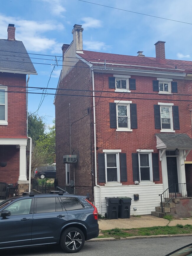 Foto del edificio - 249 Washington Ave