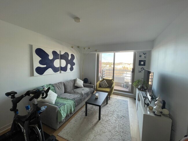 Foto del edificio - 1275 25th St NW