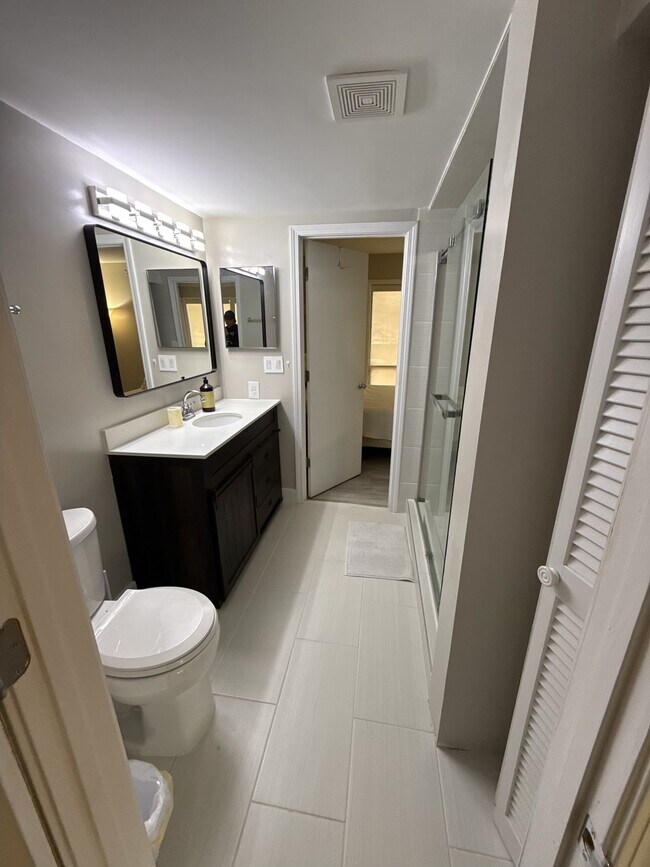 Foto del edificio - 85 Pine Valley Rd