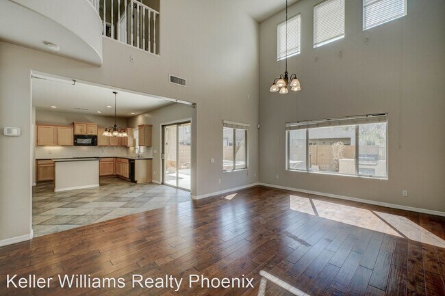 Building Photo - 3 br, 2.5 bath House - 2143 West Marconi A...