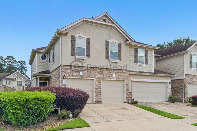 Building Photo - 16030 Summerville Lake Dr