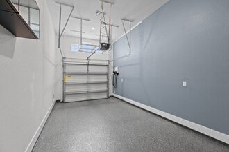 Building Photo - 10031 Crescendo Way
