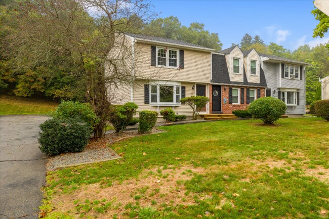 Building Photo - 34 Boyce St