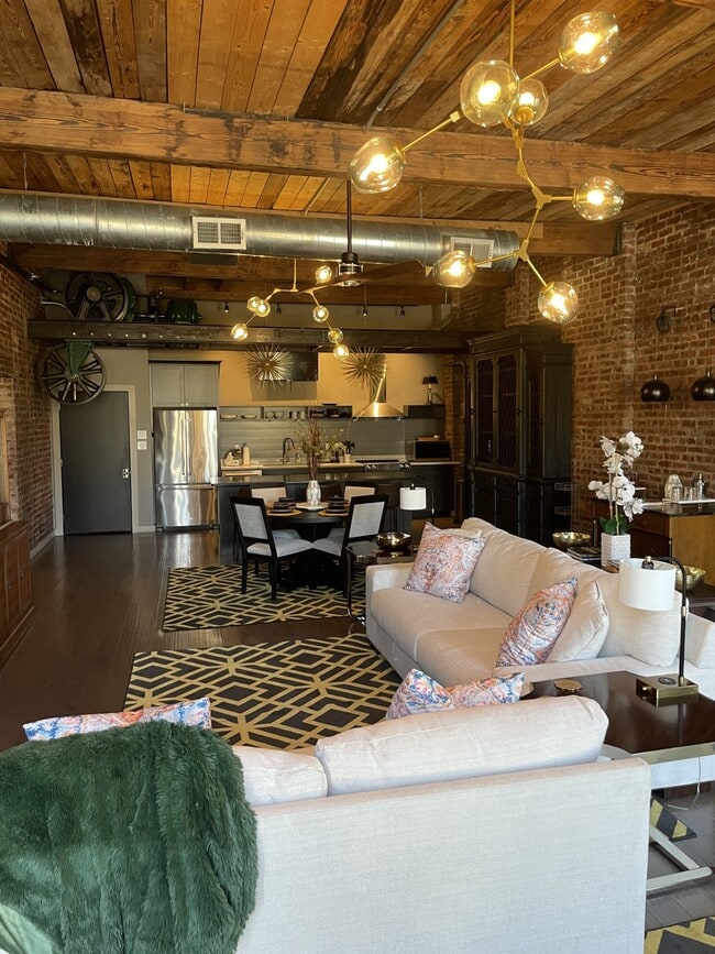 Building Photo - The Victor Lofts