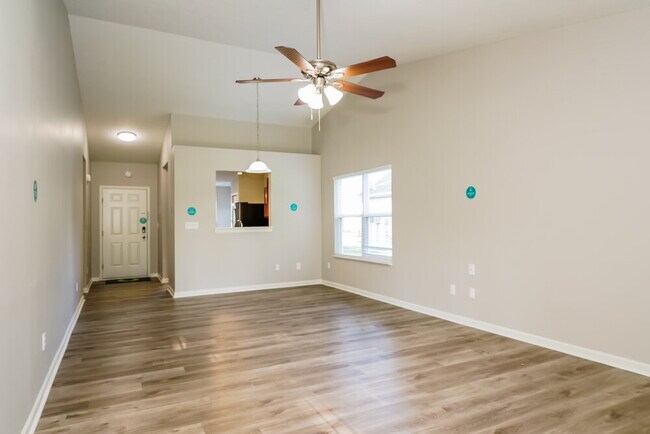 Foto del edificio - 129 Hilltop Farms Blvd