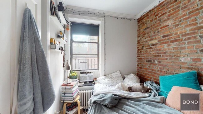 Foto del edificio - 234 Mott St