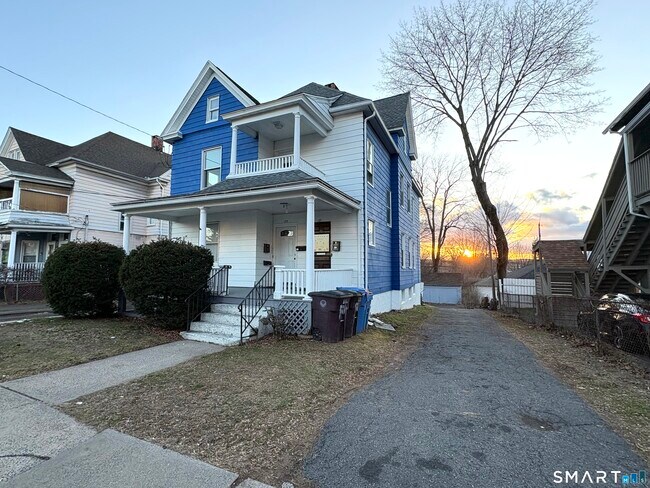 Foto del edificio - 171 Bassett St