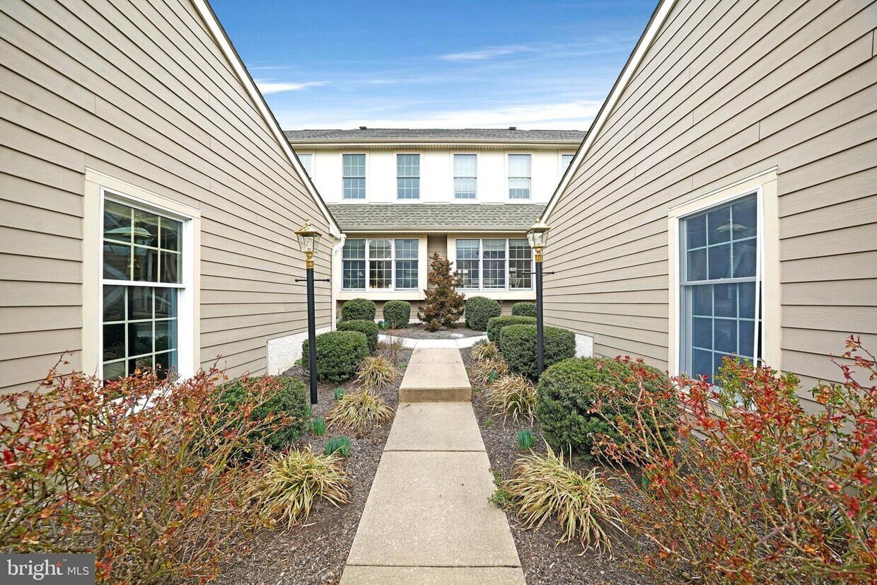 411 Homestead Dr, West Chester, PA 19382 Townhome Rentals in West