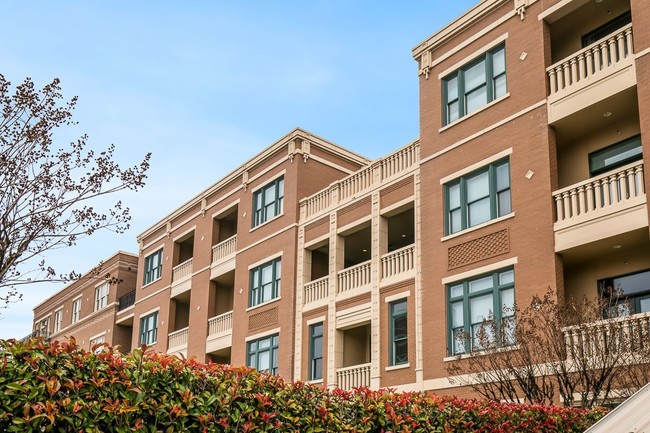 Foto del edificio - The Plaza at Frisco Square