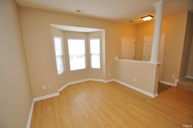 Foto del edificio - 2812 Gross Ave