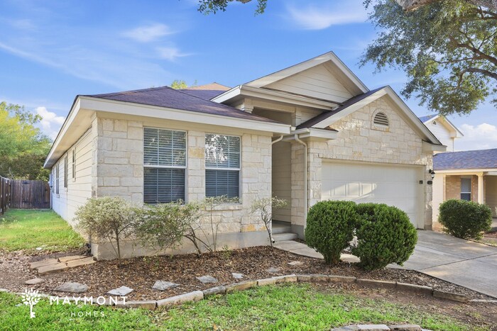 Foto del edificio - Spacious 3-Bedroom San Antonio Home with 2-Car Garage