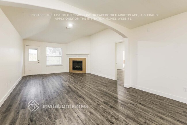 Building Photo - 16102 Majestic Glen Ln