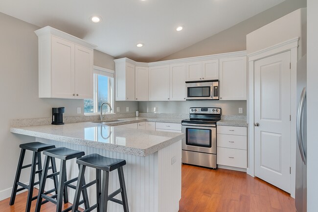 Kitchen - 427 W 600 N