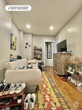 Building Photo - 338 E 65th St