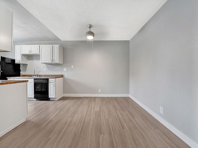 Foto del edificio - The Cove at West Covina