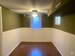 Building Photo - 1503 Delta St