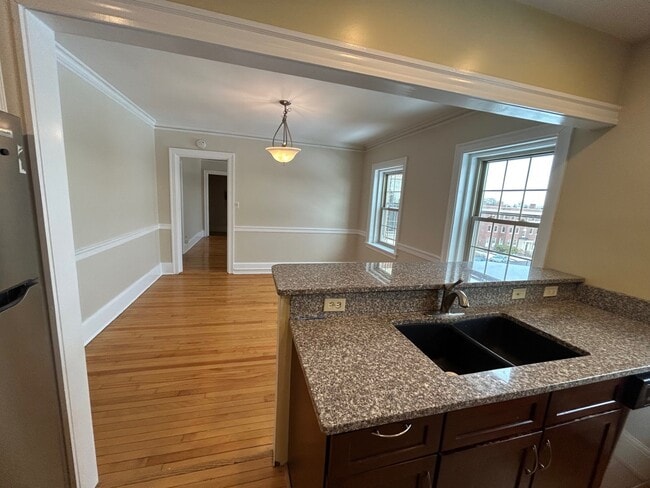 Building Photo - 9 Ricker Park