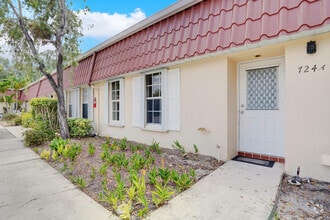 Building Photo - 724 Nantucket Cir