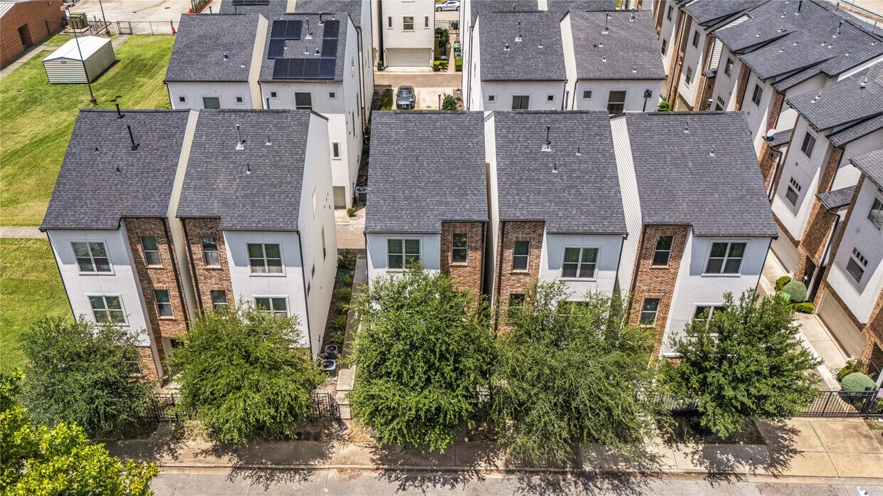 Foto principal - 707 Schwartz St