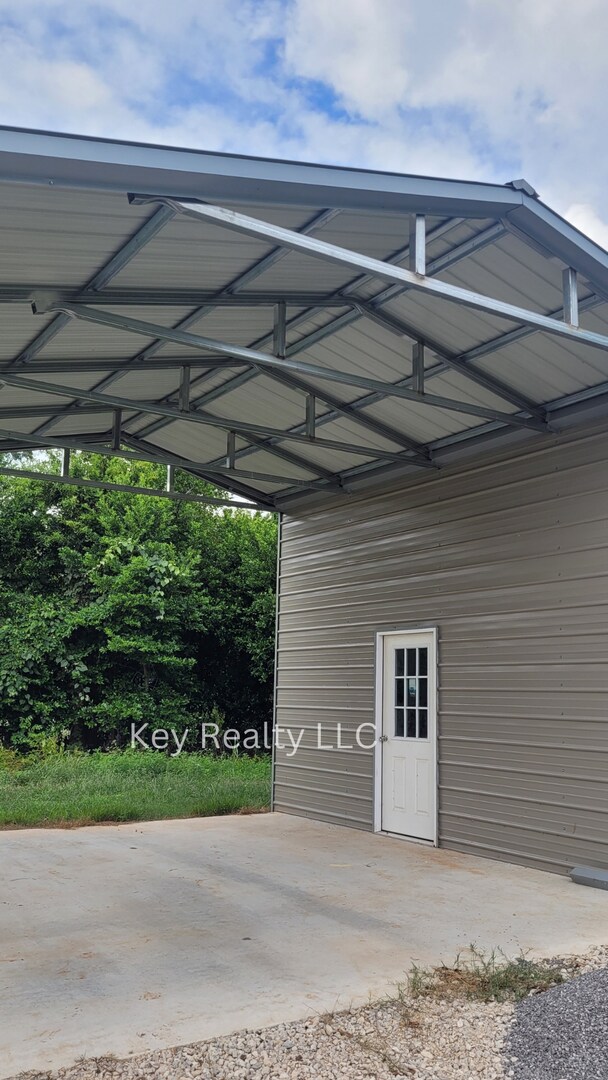 Building Photo - ****352 Browns Bend Rd - Alexandria