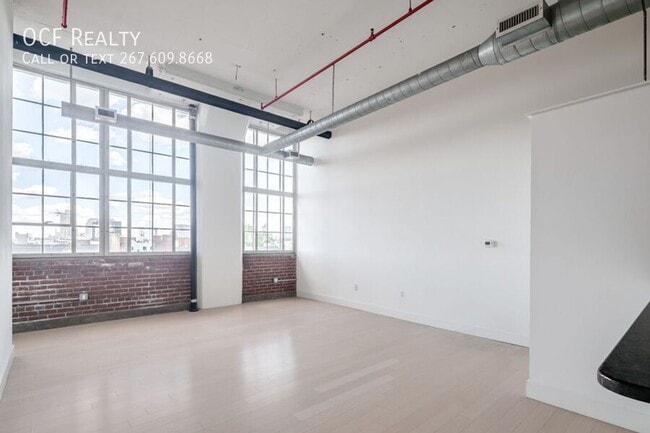 Building Photo - 720 N 5th St