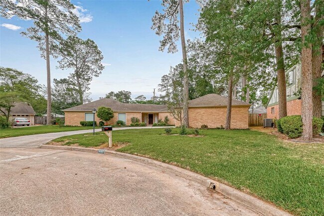 Building Photo - 6907 King Arthur Ct
