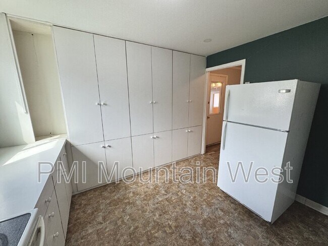 Foto del edificio - 993 E 200 N