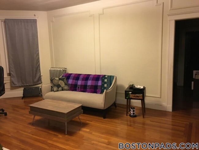 Foto del edificio - 88 Maple St