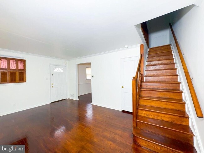 Foto del edificio - 12040 Valleywood Dr