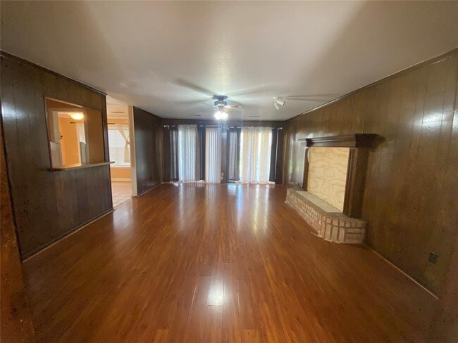 Building Photo - 14706 Woodward Gardens Dr