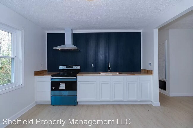 Building Photo - 3 br, 1.5 bath House - 6210 S Tyler Ct