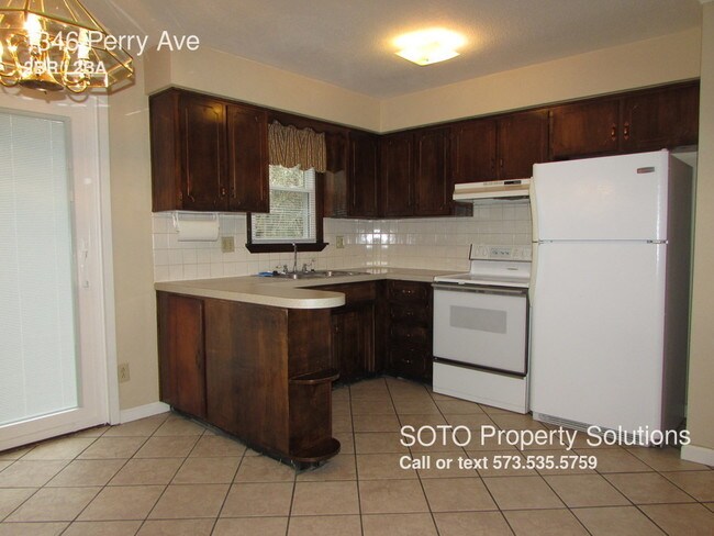 Building Photo - 1346 Perry Ave