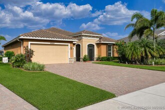 Building Photo - 11126 SW Vitalia Ct