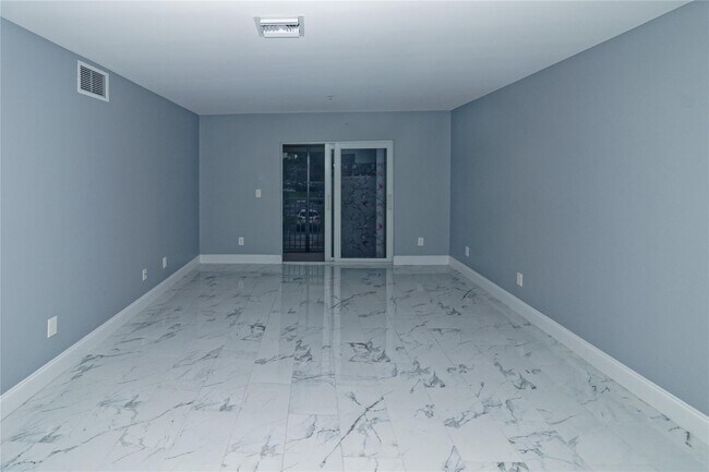 Building Photo - 4119 NW 88th Ave