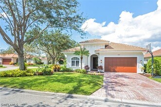 Building Photo - 10800 Fieldfair Dr