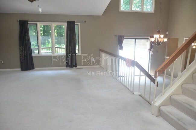 Foto del edificio - 10107 Hearthrock Ct
