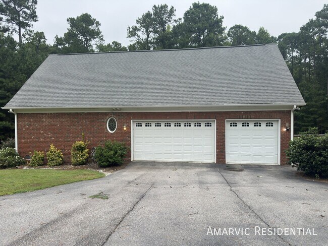 Foto del edificio - 3804 Pecan Grove Rd