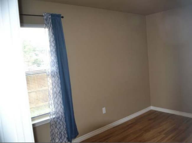 Building Photo - 1204 N 18th St