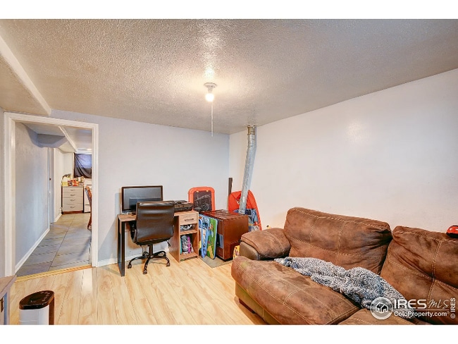 Building Photo - 1617 6th Ave