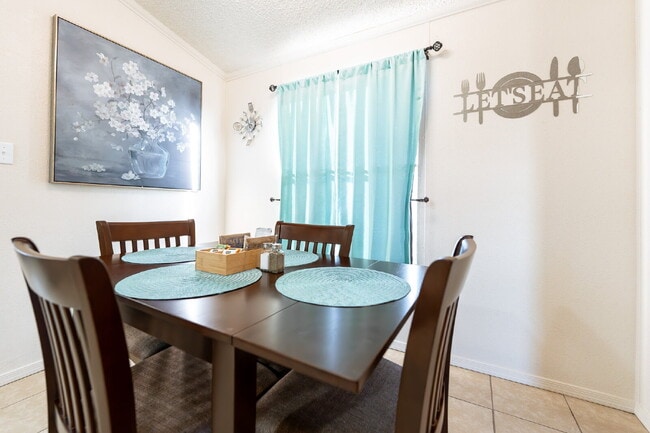Foto del edificio - Your Private Theater & 2BR Escape – Where ...