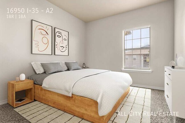 Foto del edificio - 16950 I-35