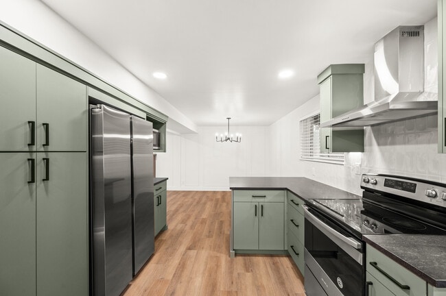 Building Photo - 3840 S 775 E