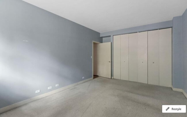 Building Photo - 2 bedroom in Chicago IL Chicago