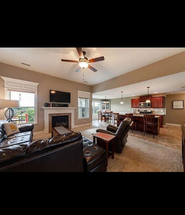 Foto del edificio - 5610 Abercorn Dr