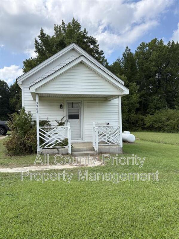 Foto del edificio - 3904 Bizzell Grove Church Rd