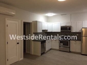 Foto principal - 412 S Lake St